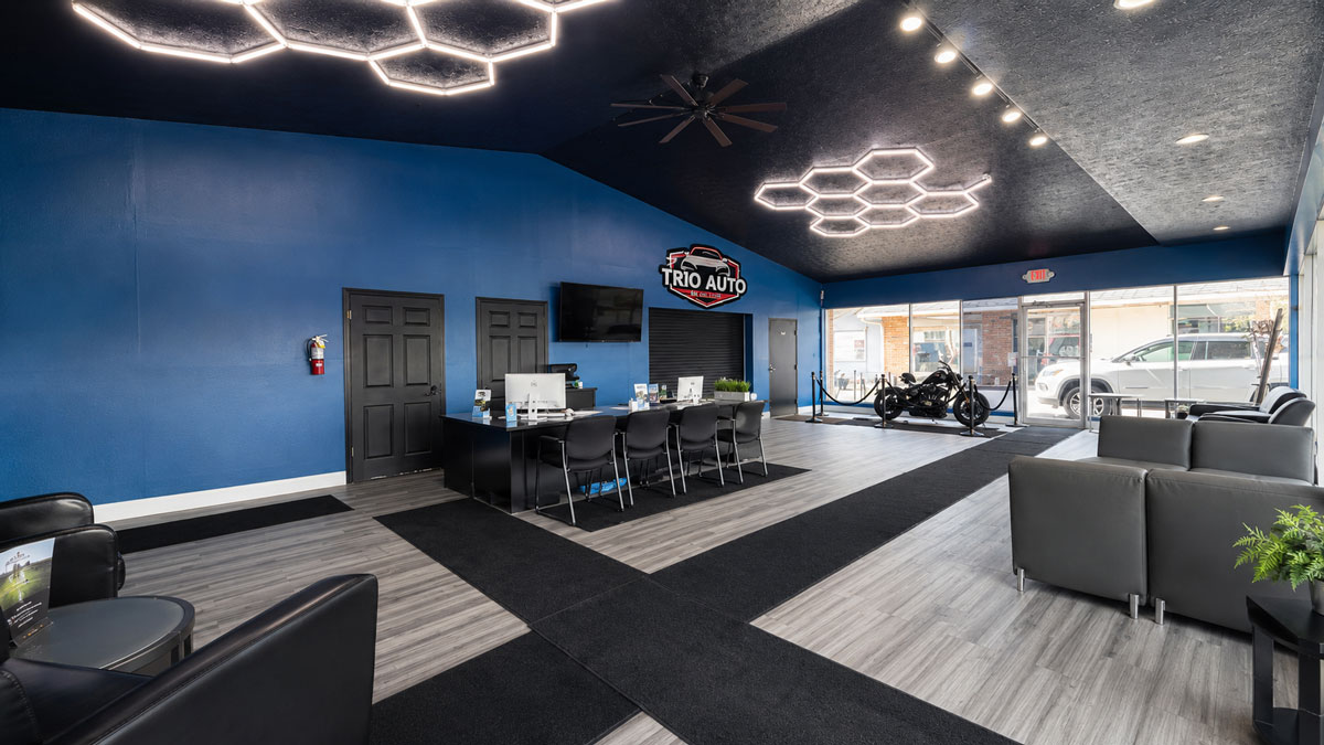Welcoming sales floor at Trio Auto in Elyria