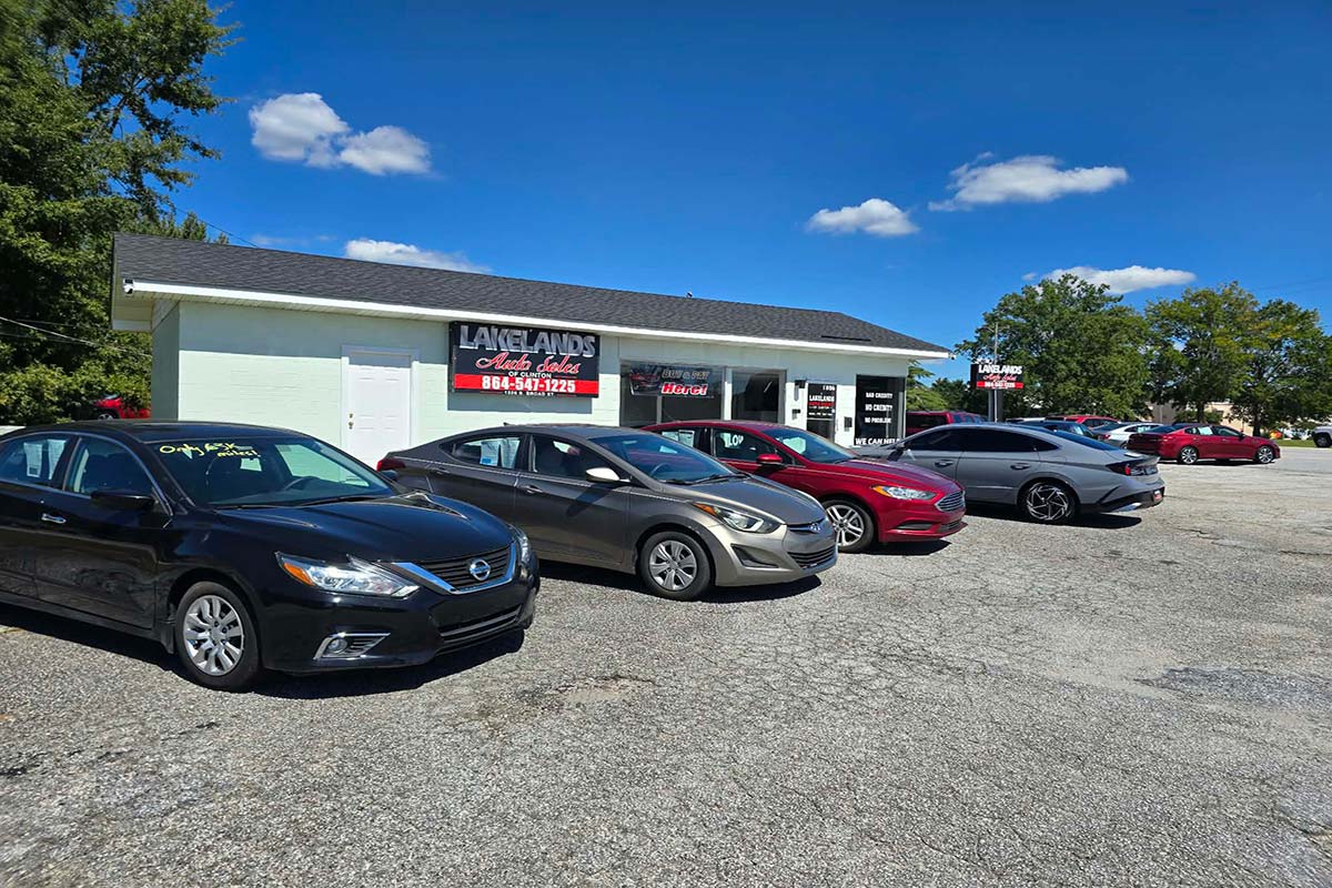 Lakelands Auto Sales Clinton dealership on South Broad Street
