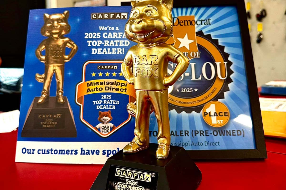 2025 CARFAX Top-Rated Dealer award displayed at Mississippi Auto Direct