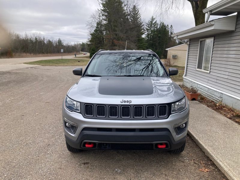 2021 Jeep Compass Trailhawk - Image 3