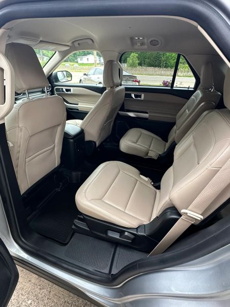 2022 Ford Explorer XLT - Photo 12