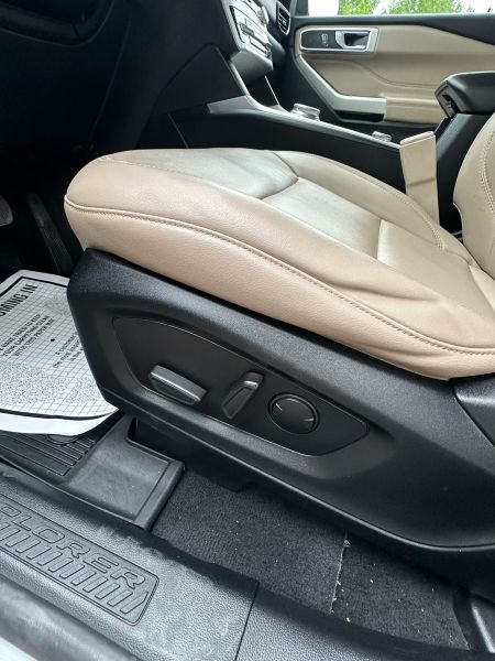 2022 Ford Explorer XLT - Photo 16