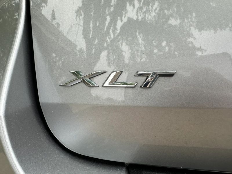 2022 Ford Explorer XLT - Photo 8