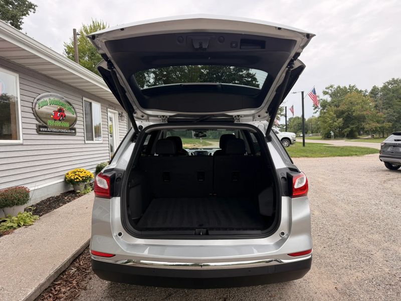 Photo 5 of 2021 Chevrolet Equinox LT