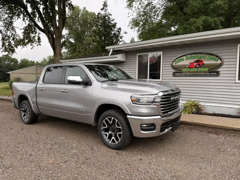 2025 Ram 1500 Laramie - Image 2