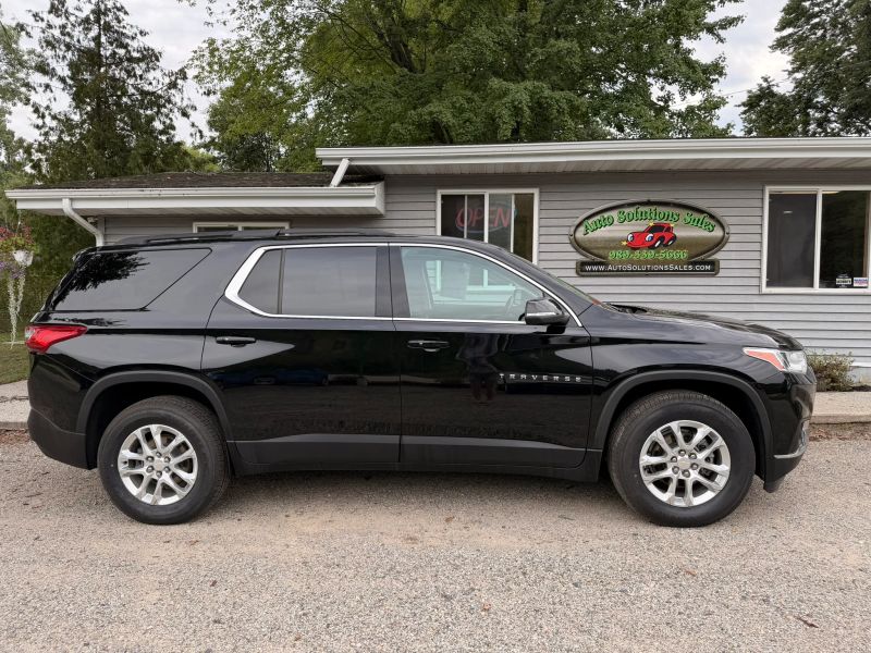2021 Chevrolet Traverse LT Sport Utility 4D - Main Image
