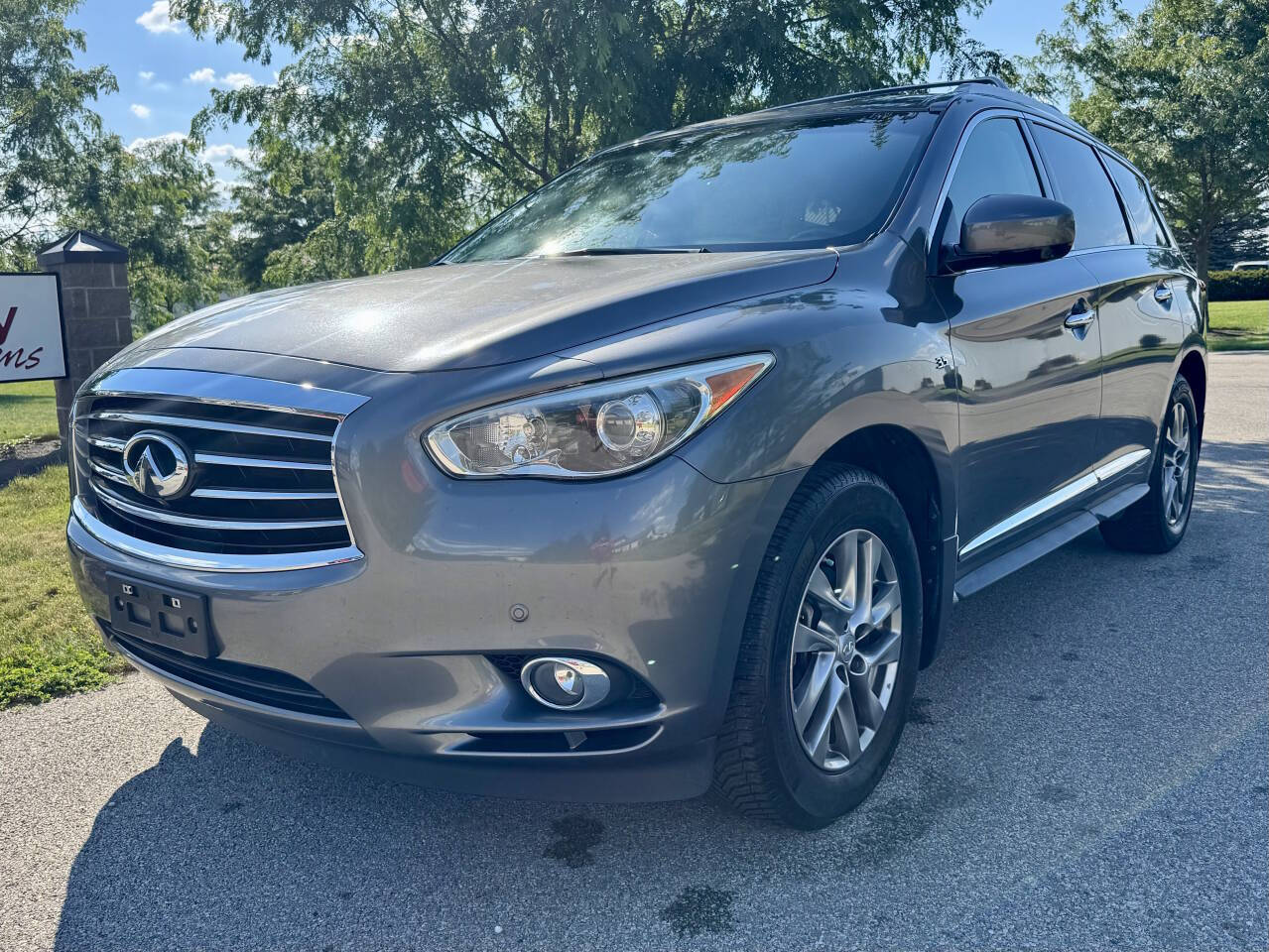 Photo 2 of 2015 INFINITI QX60 Base