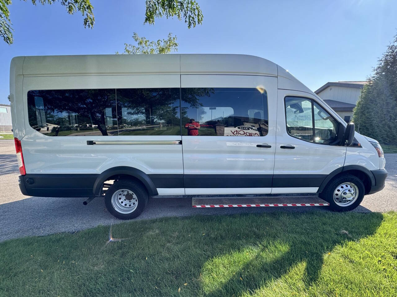 2020 Ford Transit 350 HD XL - Image 5