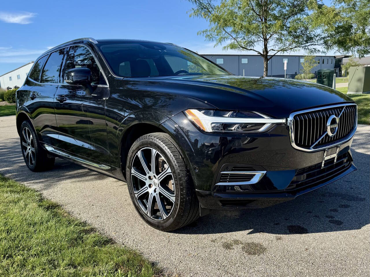 2019 Volvo XC60 T8 eAWD Inscription - Image 4