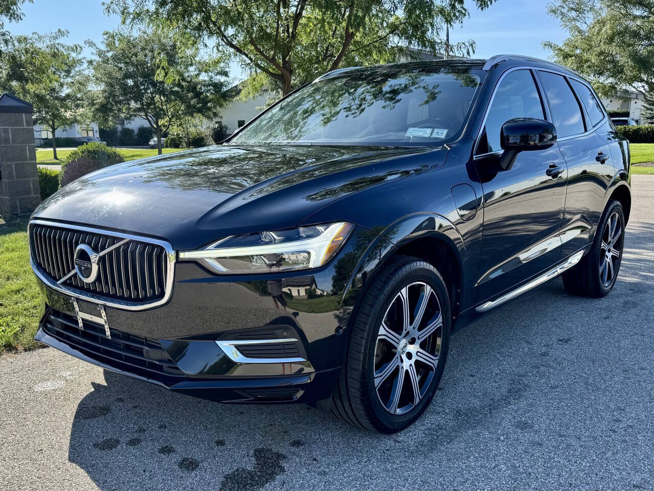 2019 Volvo XC60 T8 eAWD Inscription - Image 3