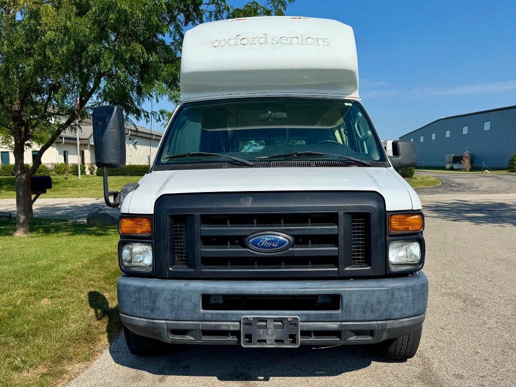 2012 Ford E-Series E-350 SD - Image 3
