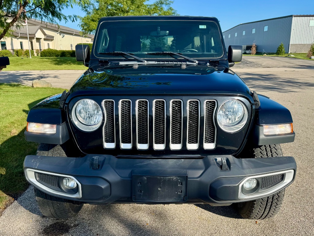 2019 Jeep Wrangler Unlimited Sahara - Image 3