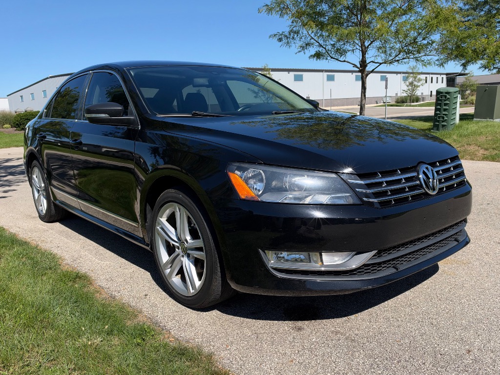 Photo 4 of 2014 Volkswagen Passat 2.0L TDI SEL Premium