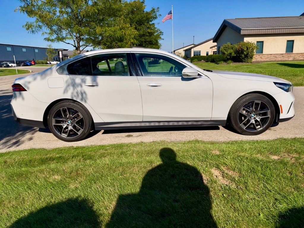 2026 BMW 5 Series 530i xDrive - Image 5