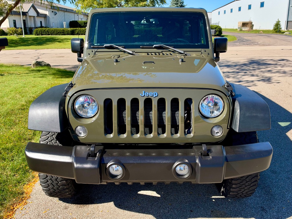 2016 Jeep Wrangler Unlimited Rubicon - Image 3