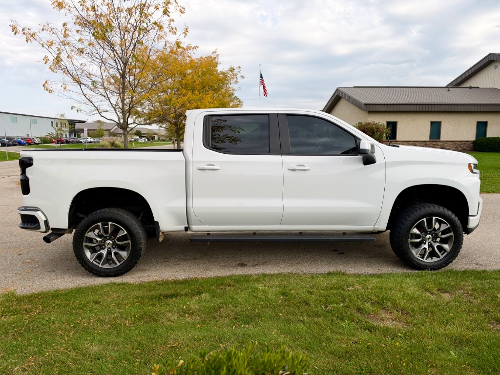 2019 Chevrolet Silverado 1500 RST - Image 5