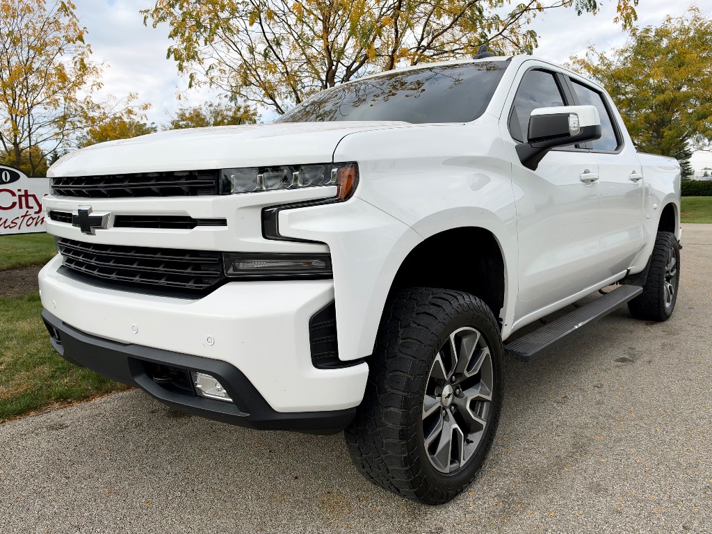 2019 Chevrolet Silverado 1500 RST - Image 2