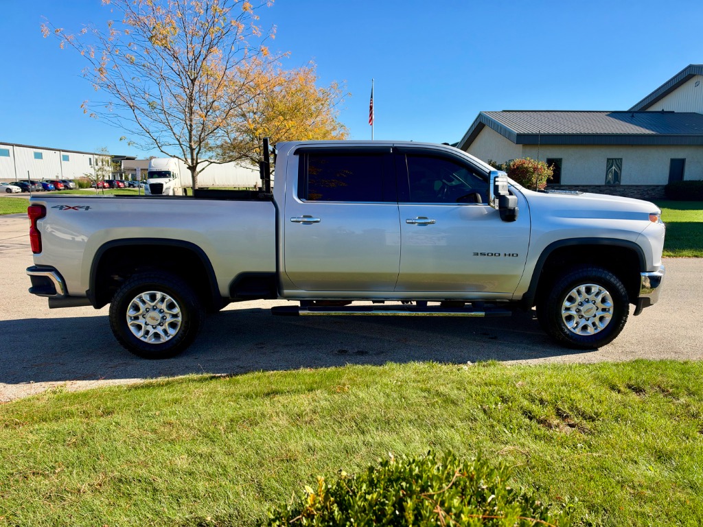 2021 Chevrolet Silverado 3500HD LTZ - Image 5