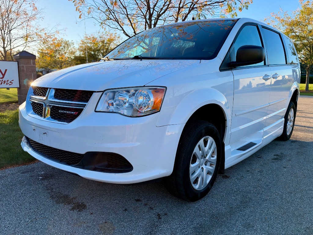 2015 Dodge Grand Caravan SE - Image 3