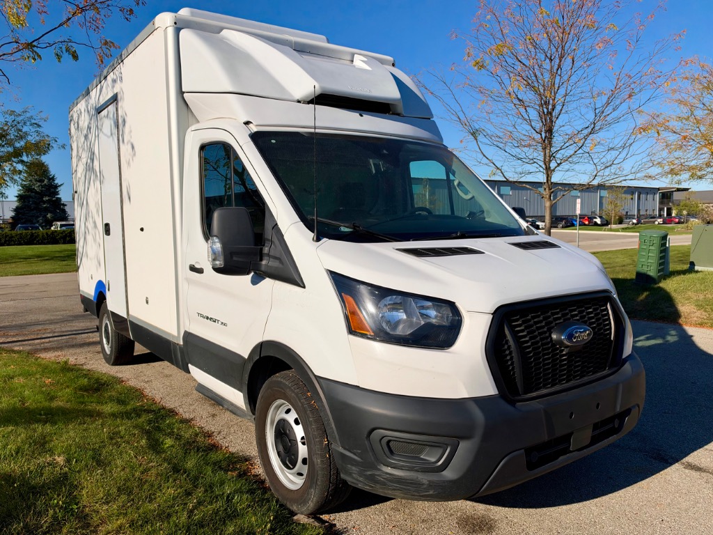 2022 Ford Transit 350 - Image 4