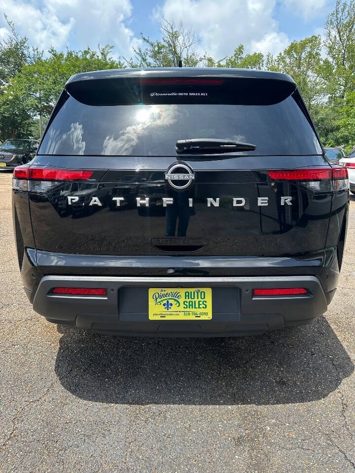 2025 Nissan Pathfinder SV - Image 4