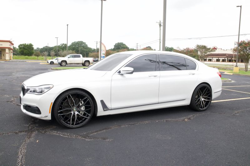 2018 BMW 7 Series 750i - Main Image