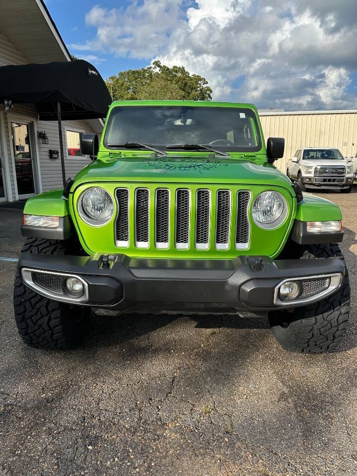 2018 Jeep Wrangler Unlimited Sahara - Image 2