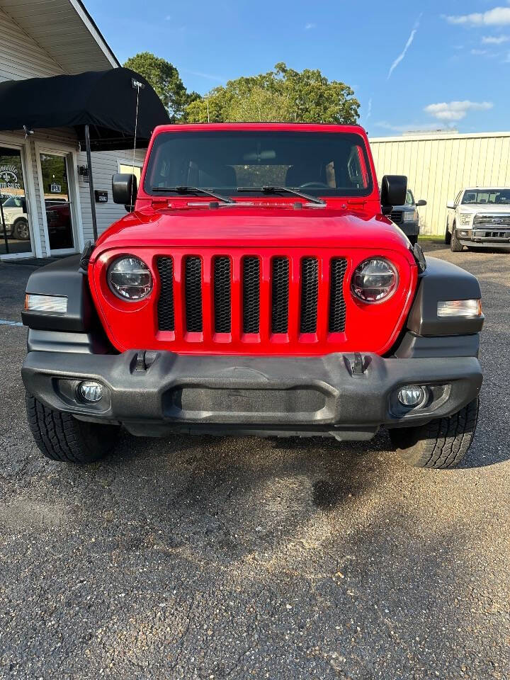 2021 Jeep Wrangler Unlimited Islander - Image 3