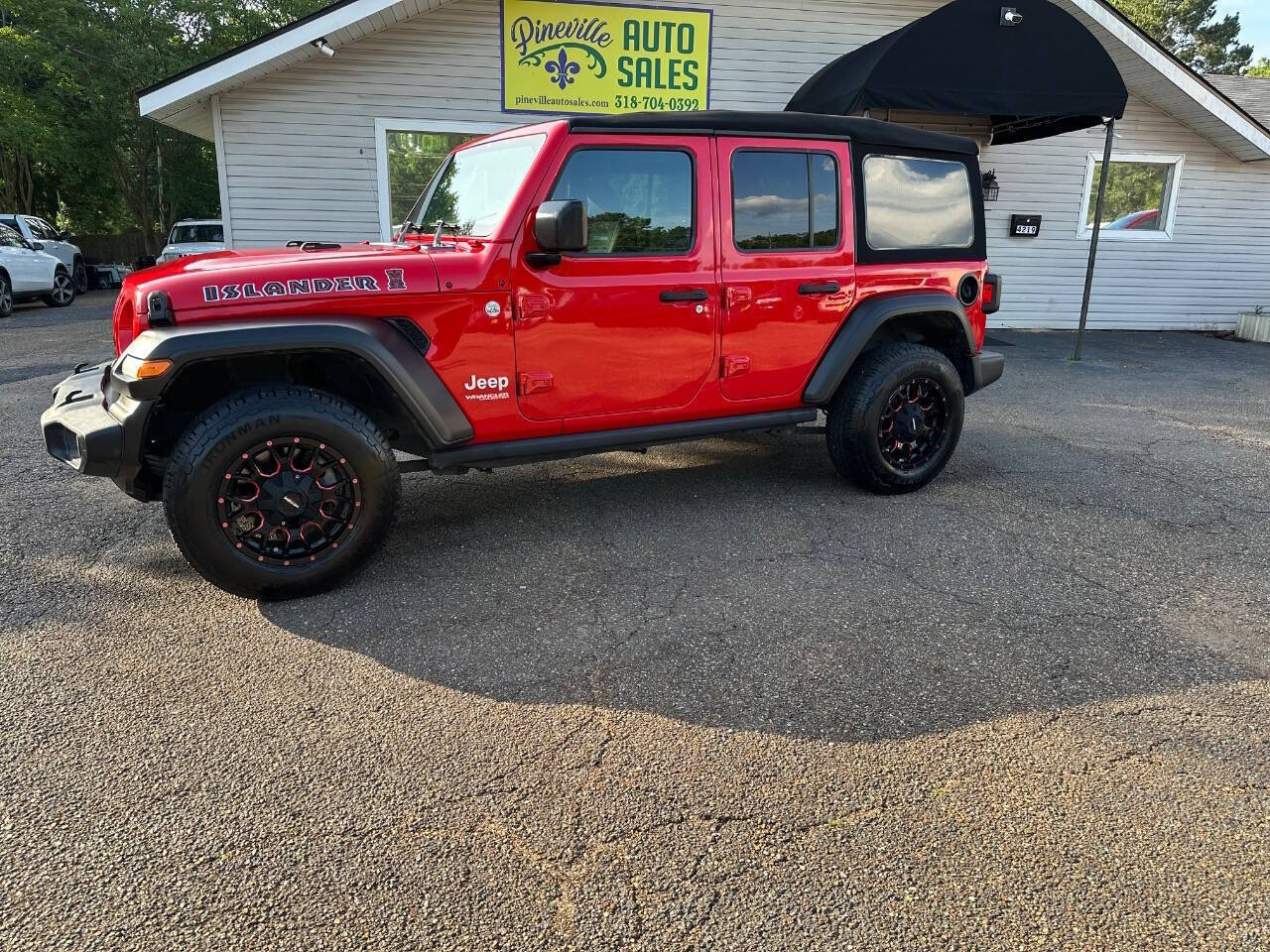 2021 Jeep Wrangler Unlimited Islander - Image 4