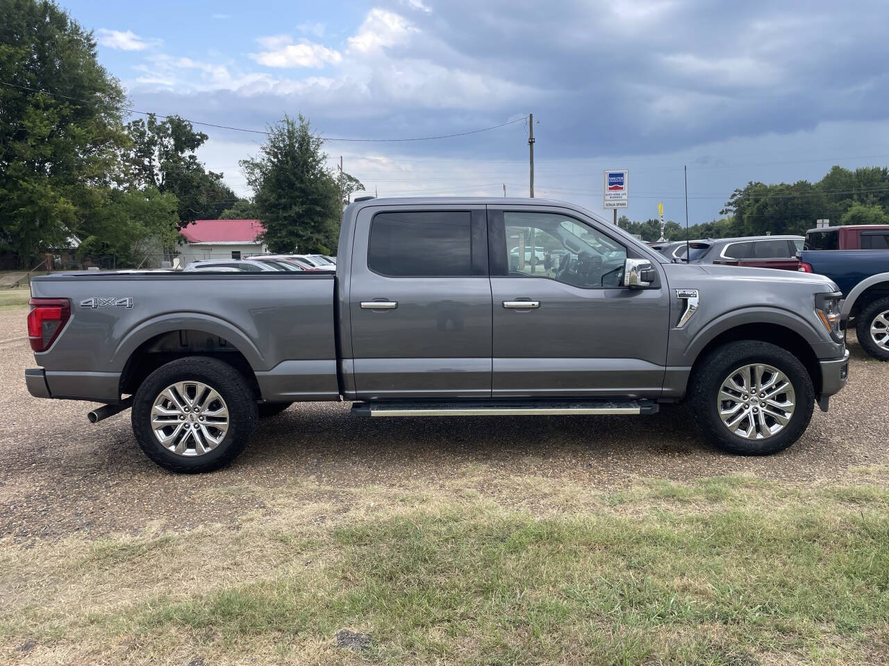 2024 Ford F-150 XLT - Image 4