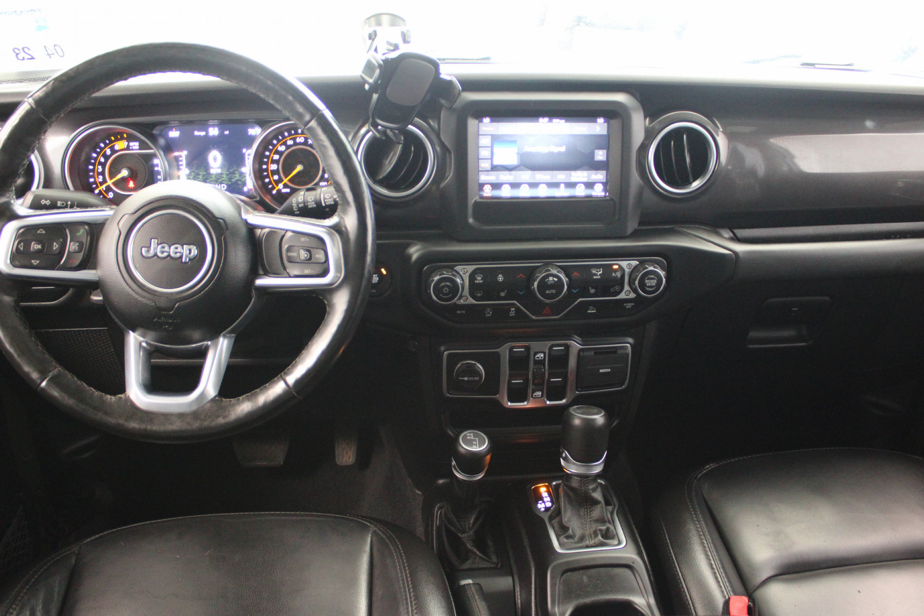 2021 Jeep Wrangler Unlimited Sahara - Image 2