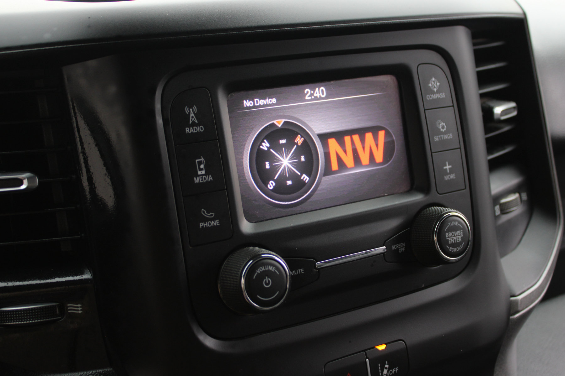 2022 Ram 1500 Tradesman - Image 4