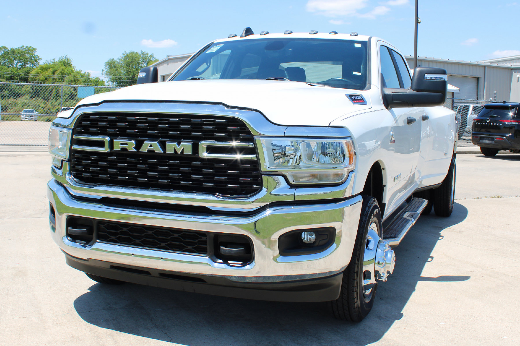 2024 Ram 3500 Big Horn - Image 2