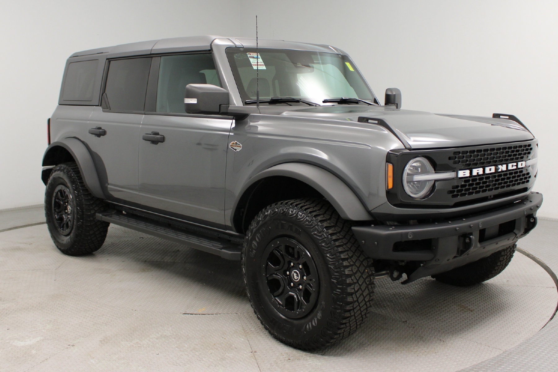 2024 Ford Bronco Wildtrak - Image 5