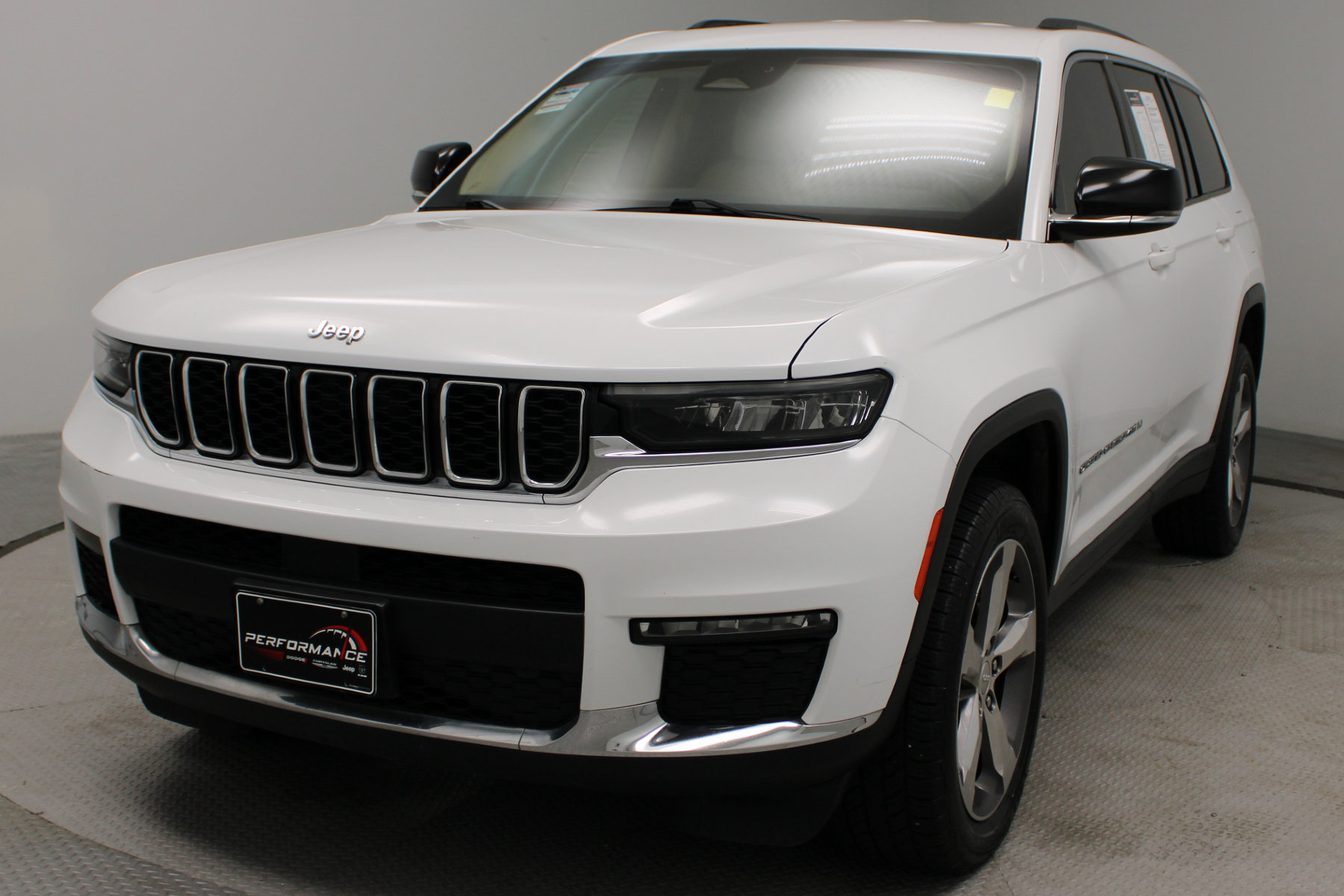 2022 Jeep Grand Cherokee L Limited - Image 2