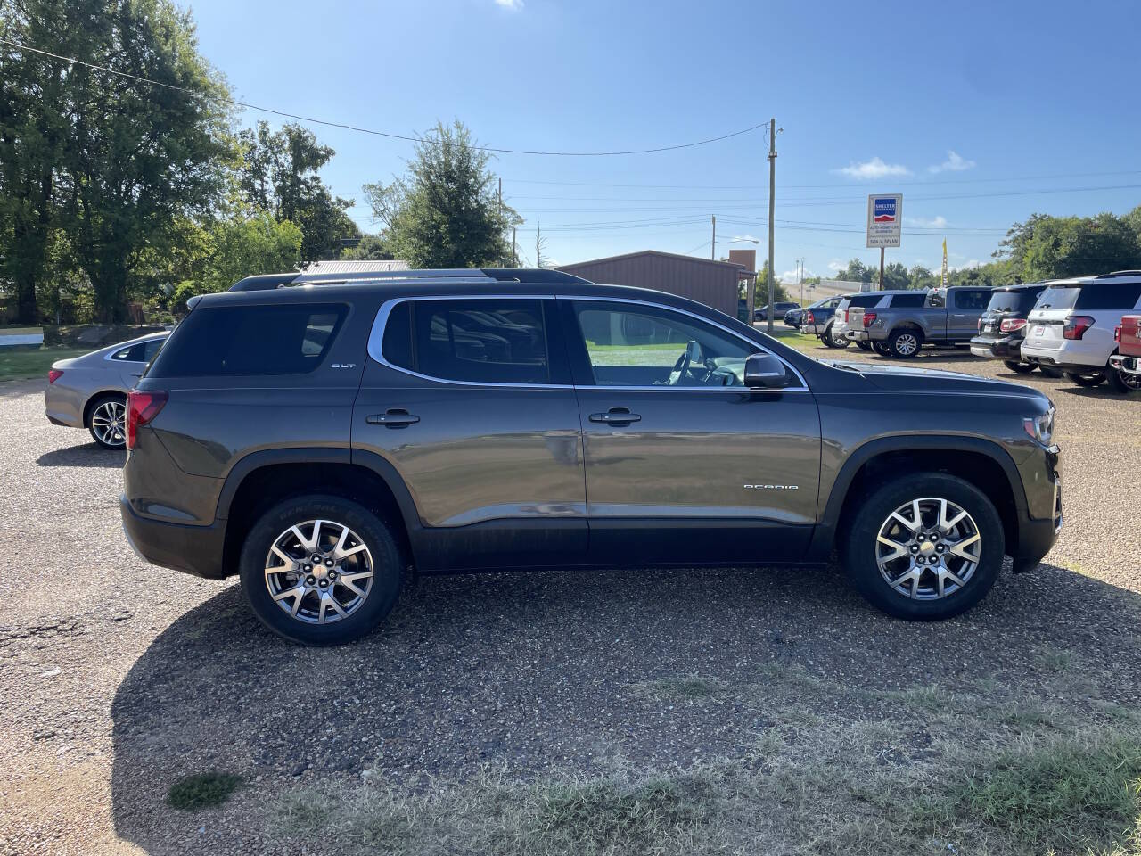 2020 GMC Acadia SLT - Image 3