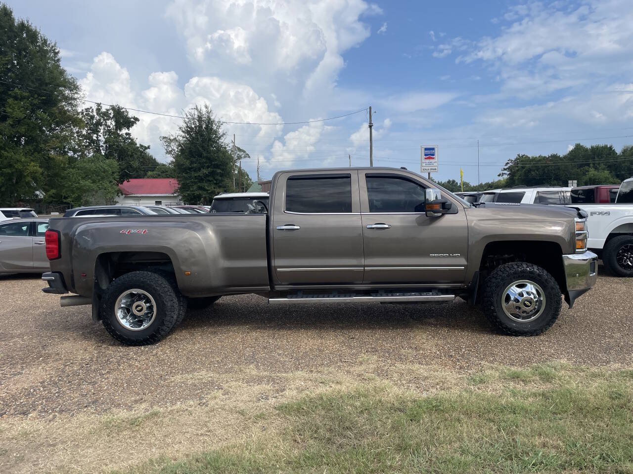 2015 Chevrolet Silverado 3500HD LTZ - Image 5
