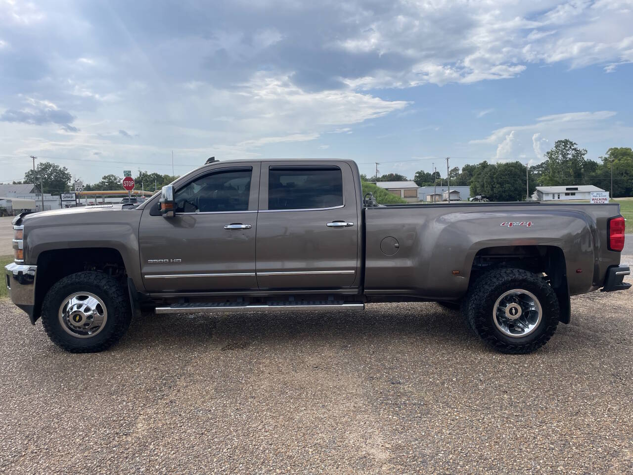 2015 Chevrolet Silverado 3500HD LTZ - Image 2