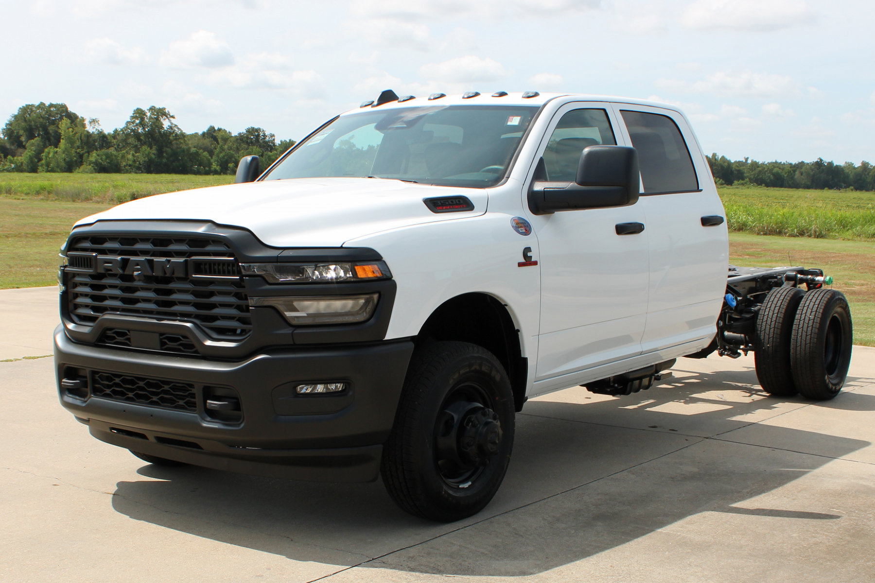 2027 Ram 3500 - Image 3