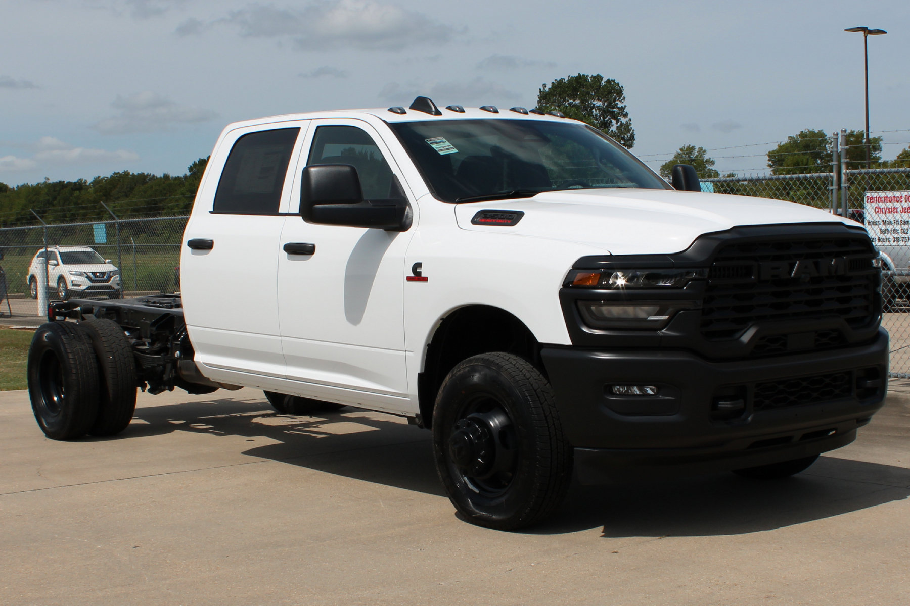 2027 Ram 3500 - Image 5