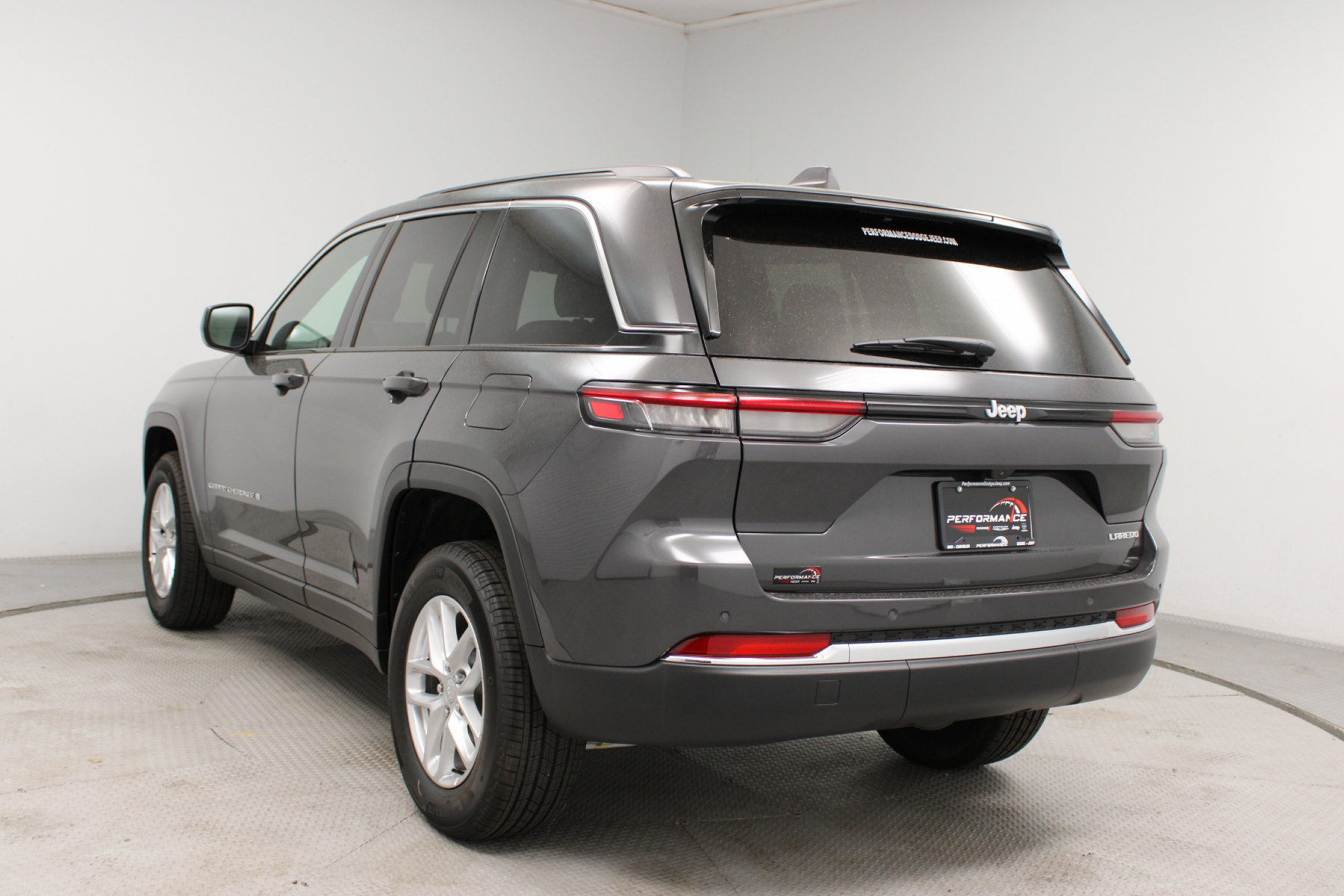Photo 4 of 2026 Jeep Grand Cherokee 