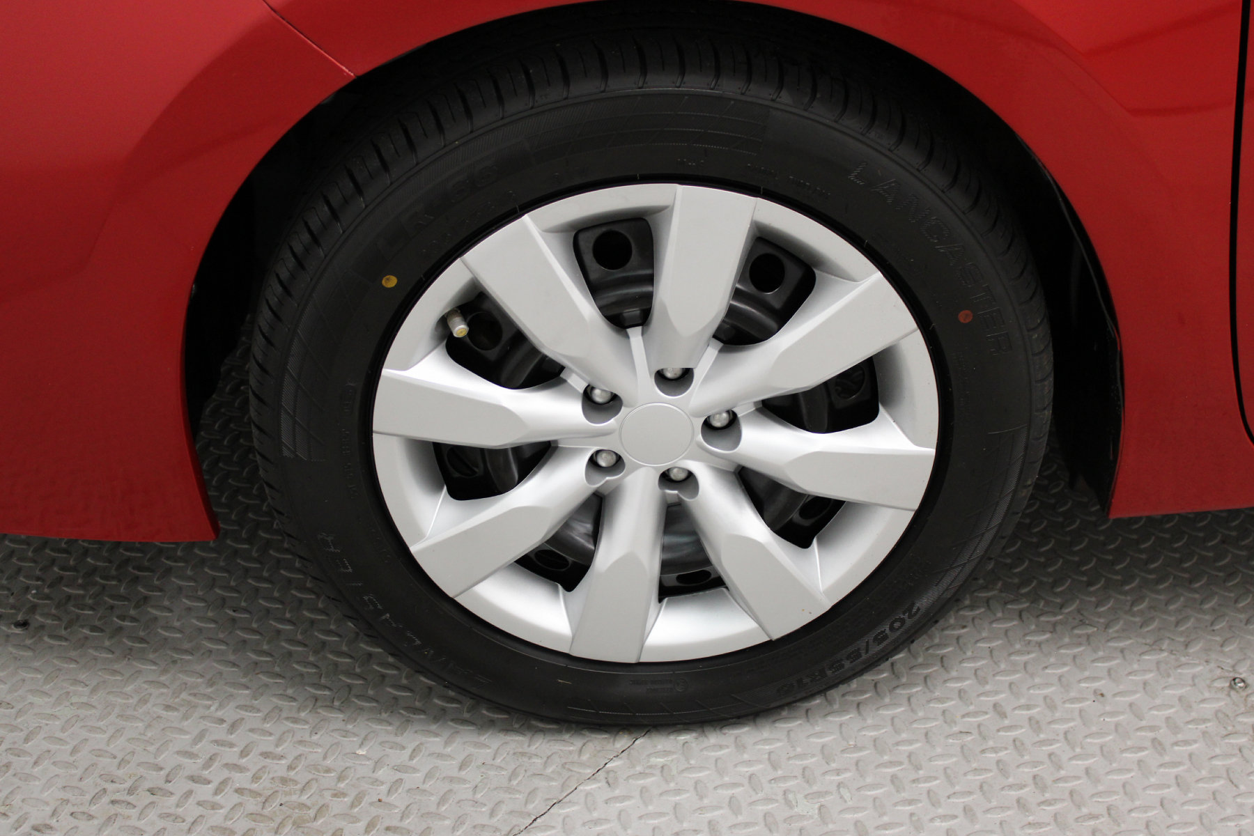 2017 Toyota Corolla LE - Image 4