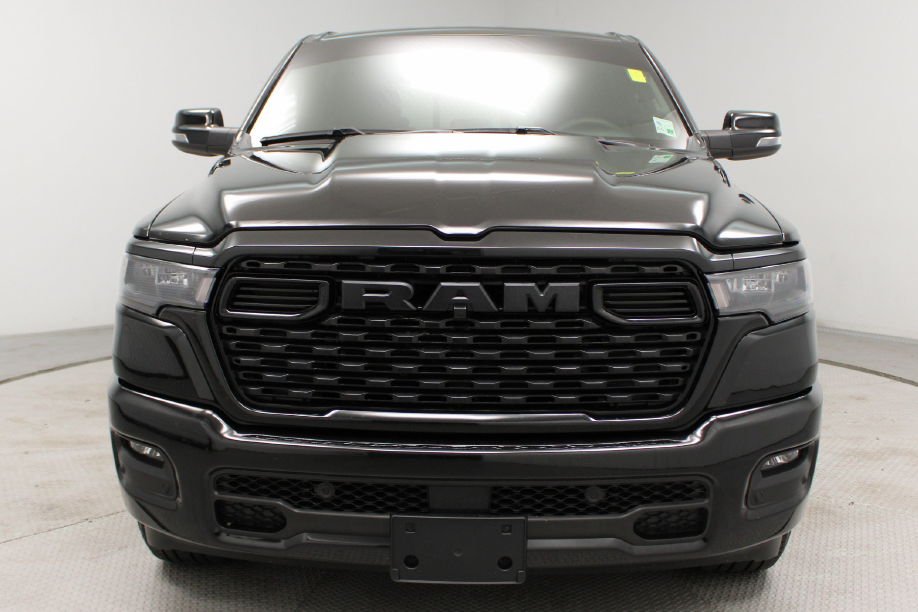 2025 Ram 1500 Big Horn - Image 2