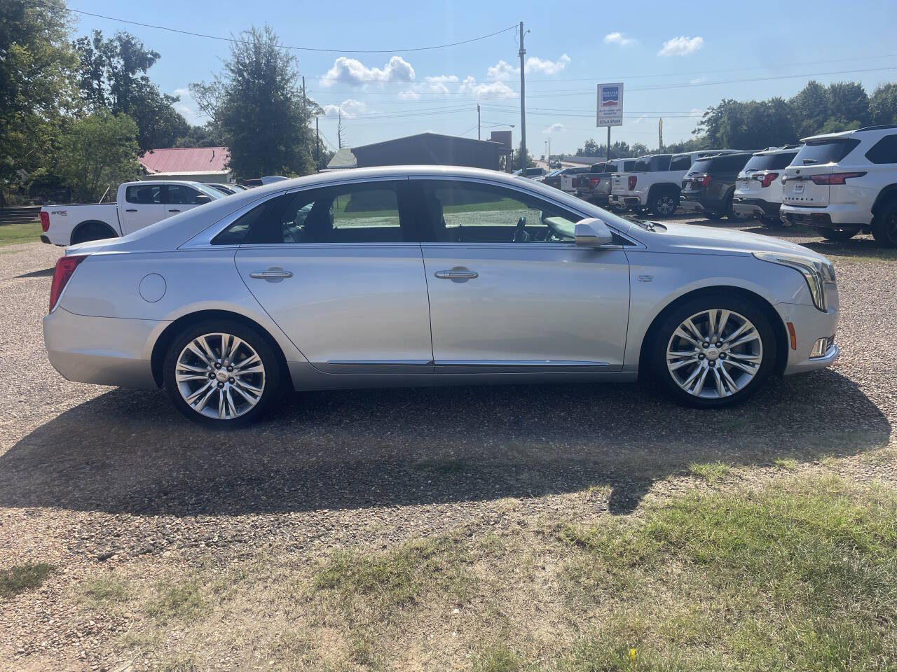 Photo 4 of 2019 Cadillac XTS Luxury
