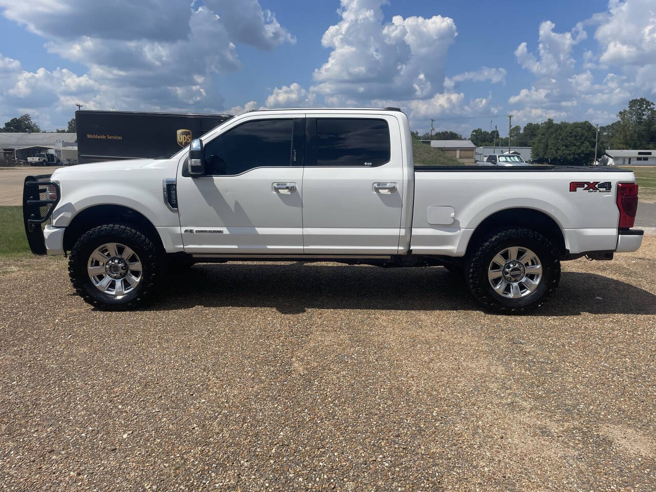 2021 Ford F-250 Super Duty Platinum - Image 2