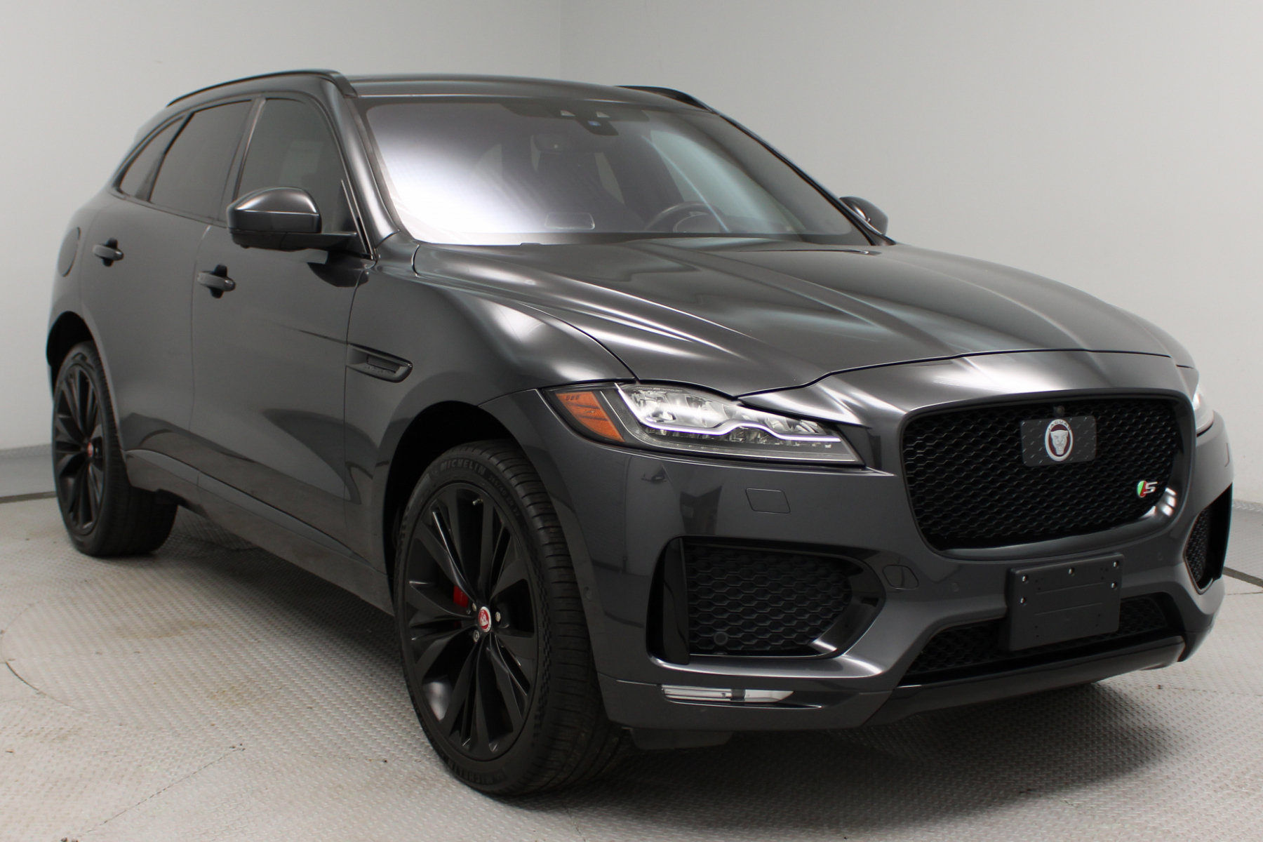 2019 Jaguar F-PACE S - Main Image