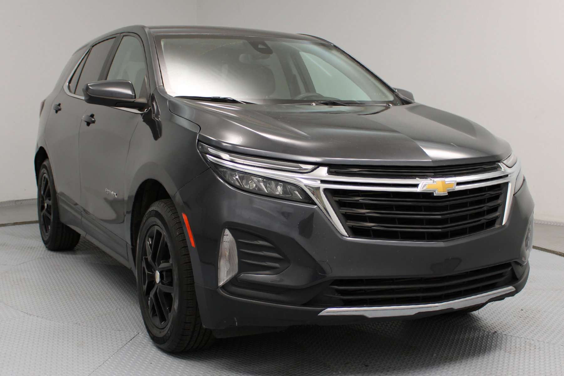 Photo 1 of 2023 Chevrolet Equinox LT
