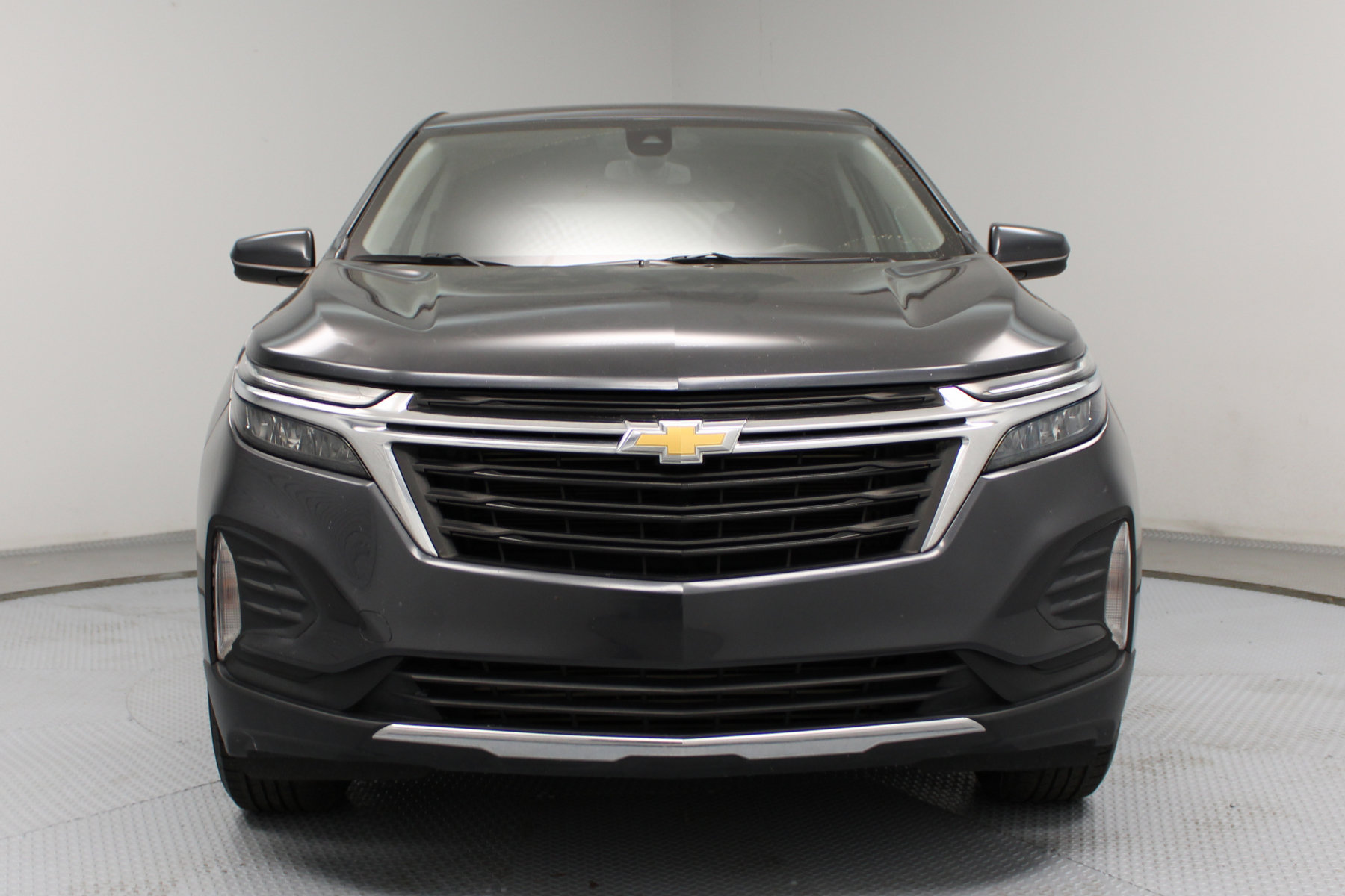 Photo 2 of 2023 Chevrolet Equinox LT