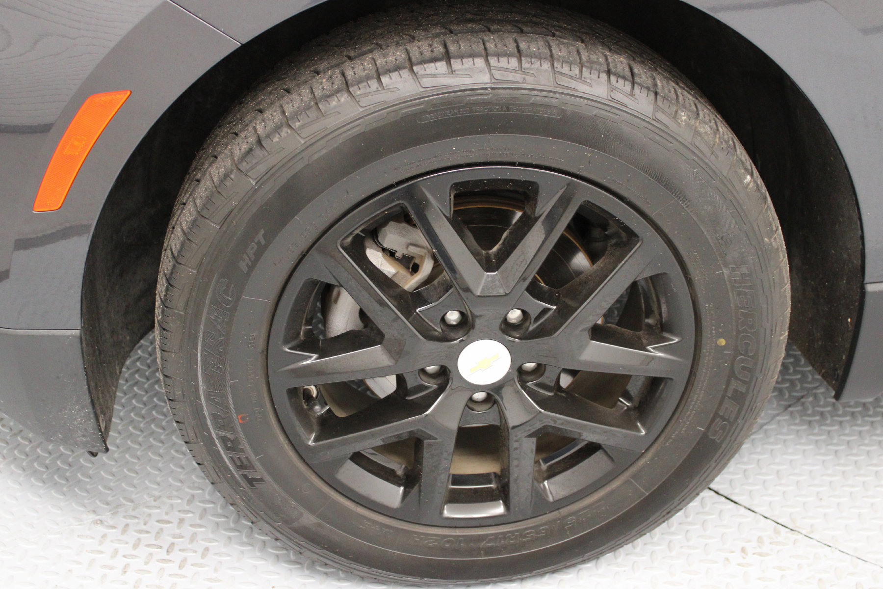 Photo 4 of 2023 Chevrolet Equinox LT