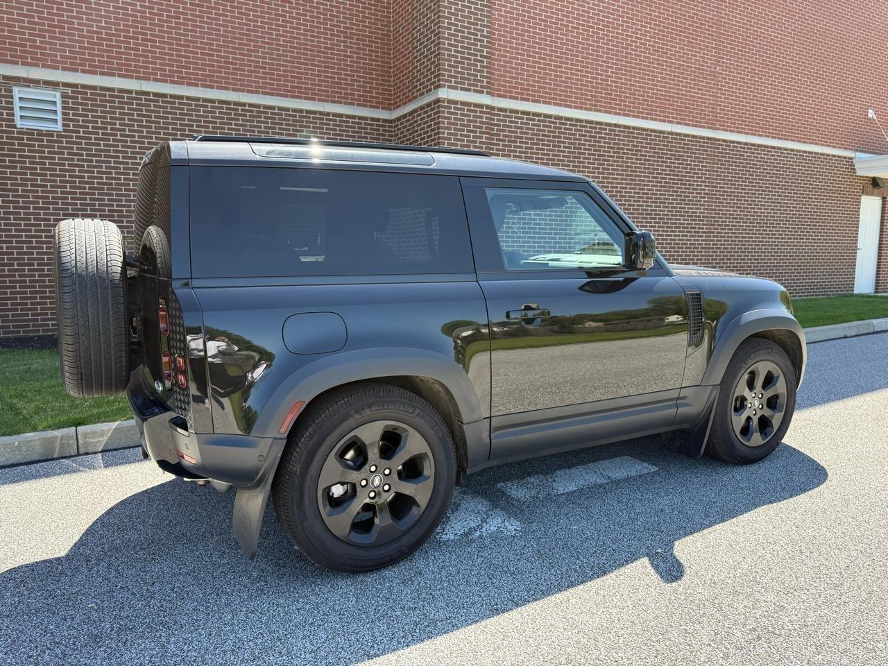 2023 Land Rover Defender S - Photo 15
